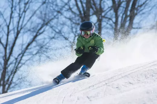 Hit the Slopes: Discover the Best Ski and Snowboard Destinations near Charlotte!